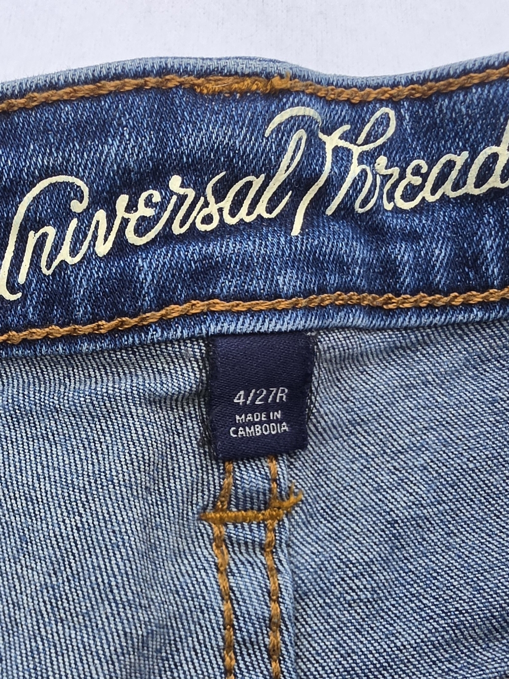 Universal Thread Women's Distressed Dark Blue Skinny Jeans - Picture 3 of 3